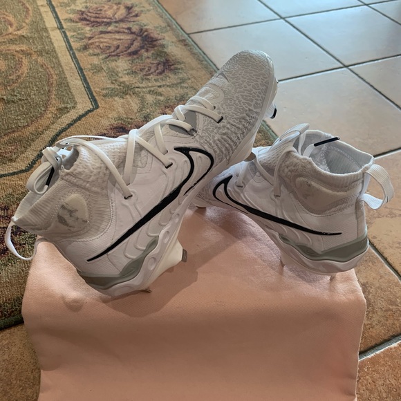 Nike Alpha Huarache NXT Premium Baseball Cleats - Picture 2 of 14